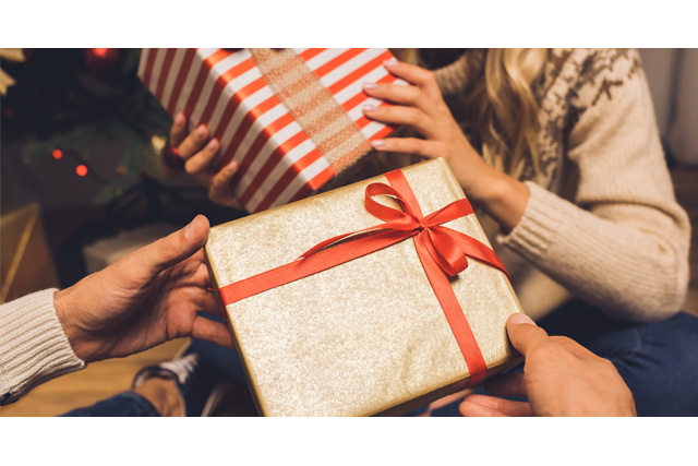 2024 holiday gift guide wellness gifts for neck and back pain